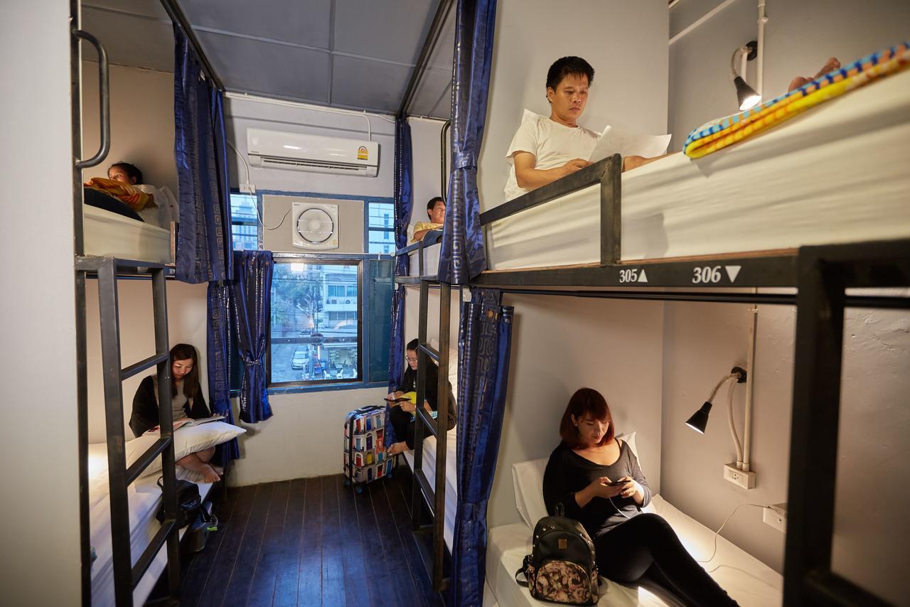 Meet Up Hostel Бангкок Экстерьер фото