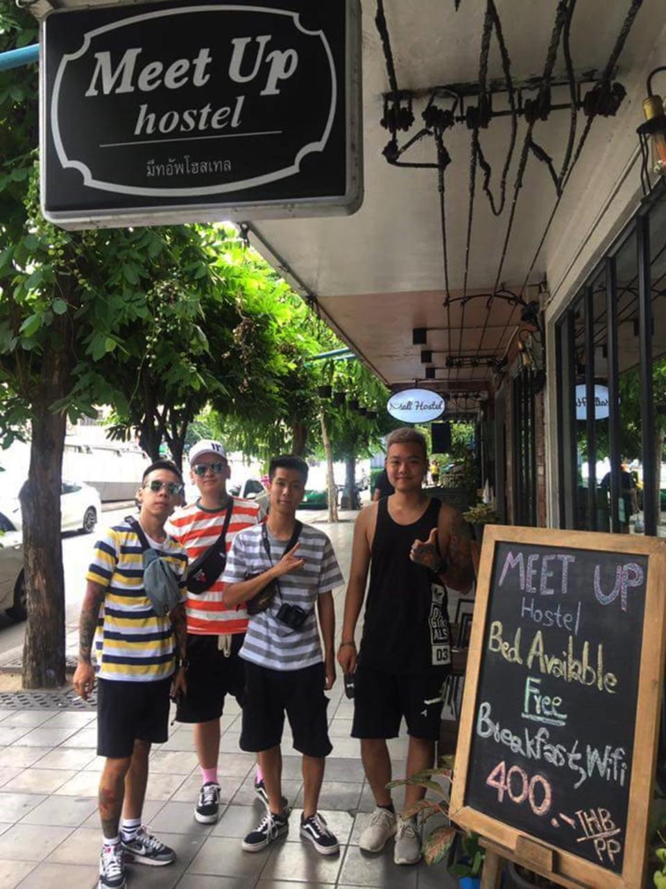 Meet Up Hostel Бангкок Экстерьер фото